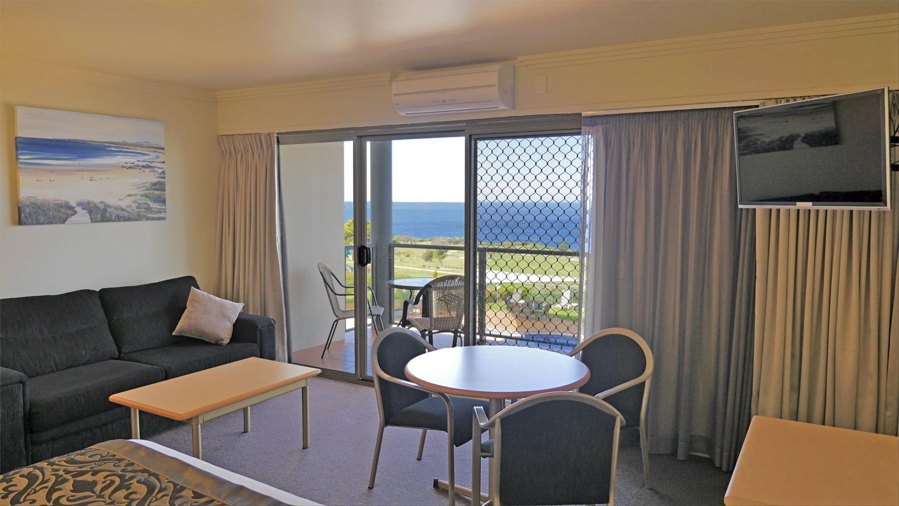 Amooran Oceanside Apartments And Motel Narooma Esterno foto