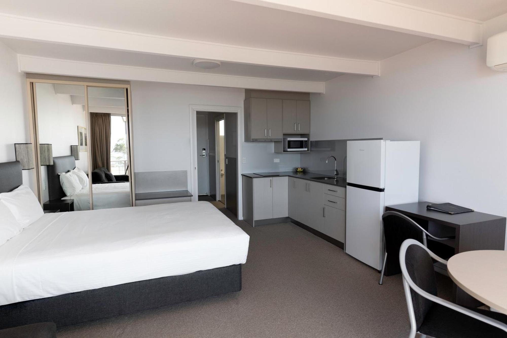 Amooran Oceanside Apartments And Motel Narooma Esterno foto