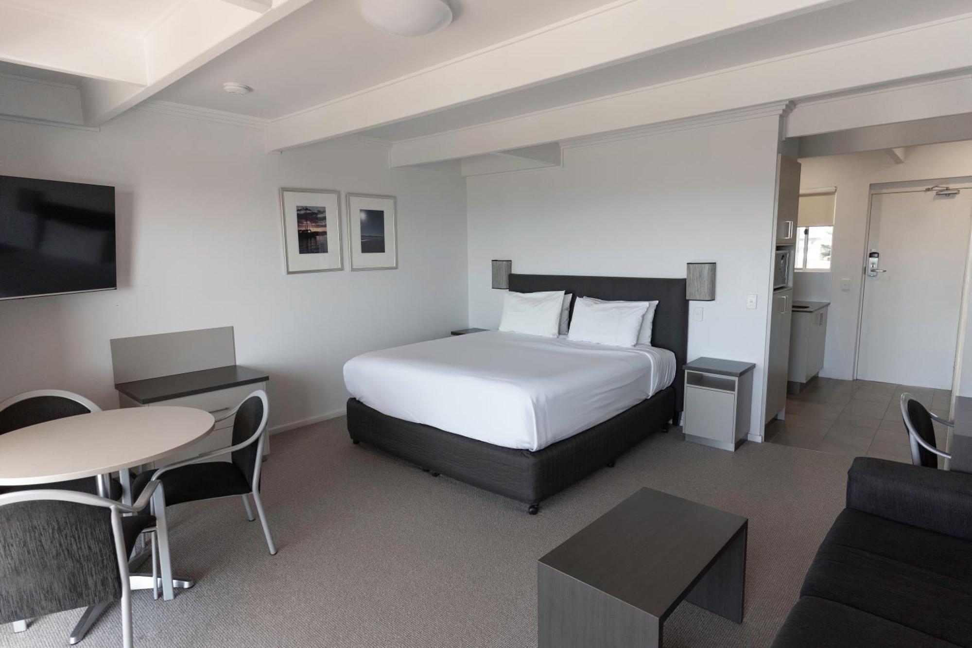 Amooran Oceanside Apartments And Motel Narooma Esterno foto
