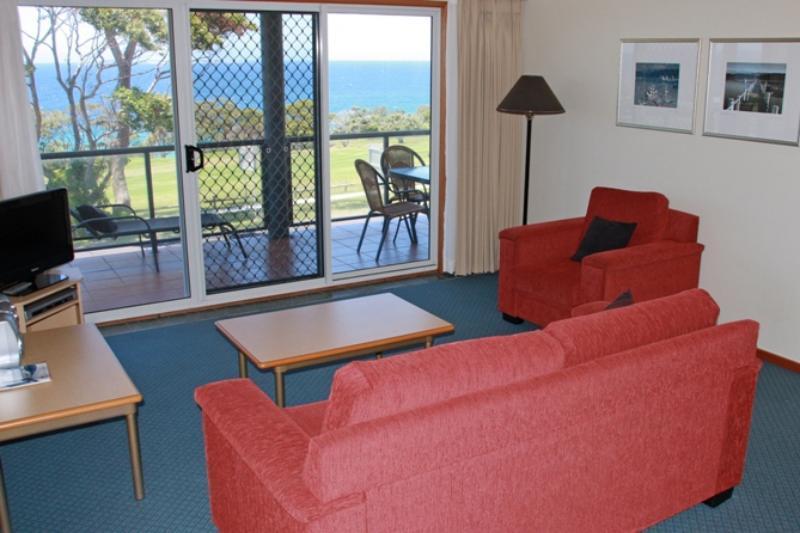 Amooran Oceanside Apartments And Motel Narooma Esterno foto